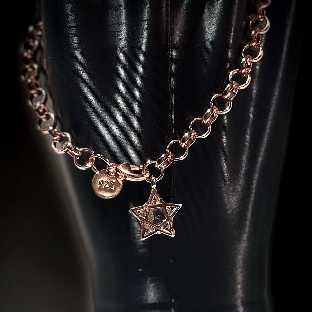 Elegant Rose Gold Star Charm Bracelet